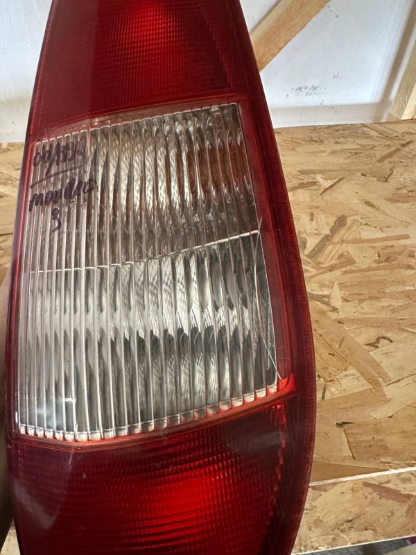 Задні ліхтарі стопи лівий правий Форд Мондео 3 Ford Mondeo mk3