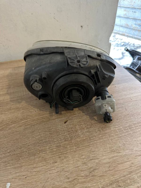 Фара передня права ліва DAEWOO MATIZ 0301- 001566 DAEWOO 96563483