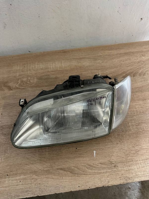 Фара передня ліва Renault Megane I / Scenic I ,95-99, 700831462, 7700831463, 7701672734, 7701672735