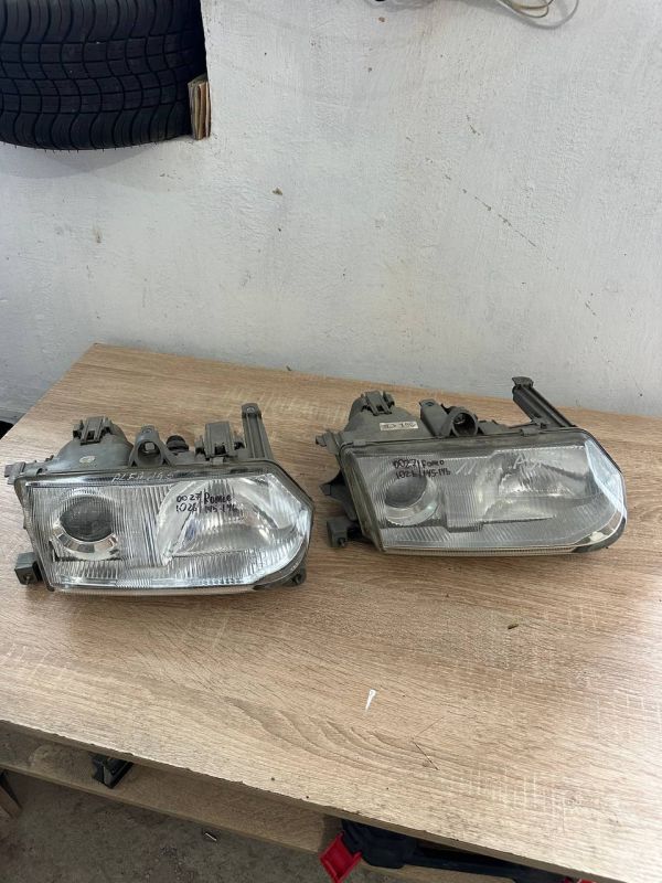 Передня права фара Alfa romeo 145 146 Альфа Ромео