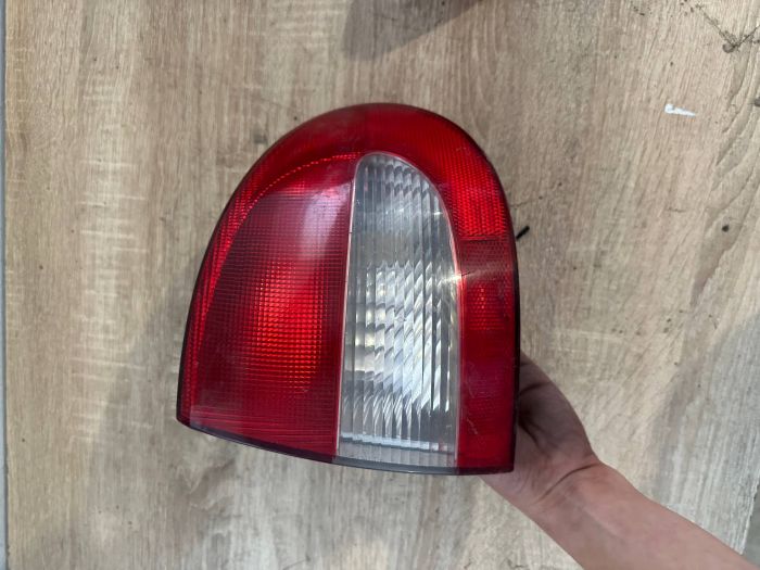 Стоп фонарь ліхтар Renault MEGANE 1