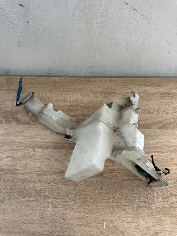 Бачок склоомивача Vw Passat B6 3C0955453J 3C0955453P 3C0955453Q