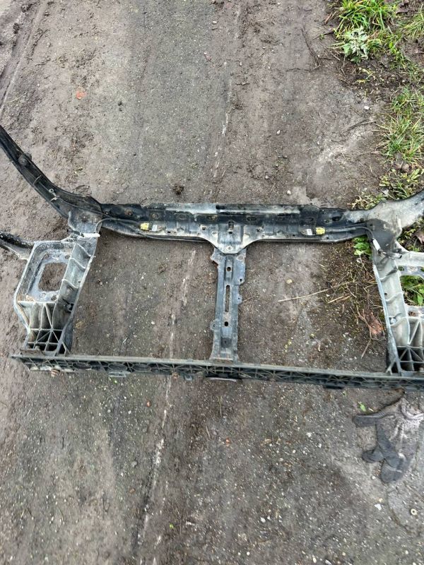 Передня панель (телевізор) 64101-4R000 Хюндай Соната Hyundai Sonata 6 VI YF 2.0 16V G4KH