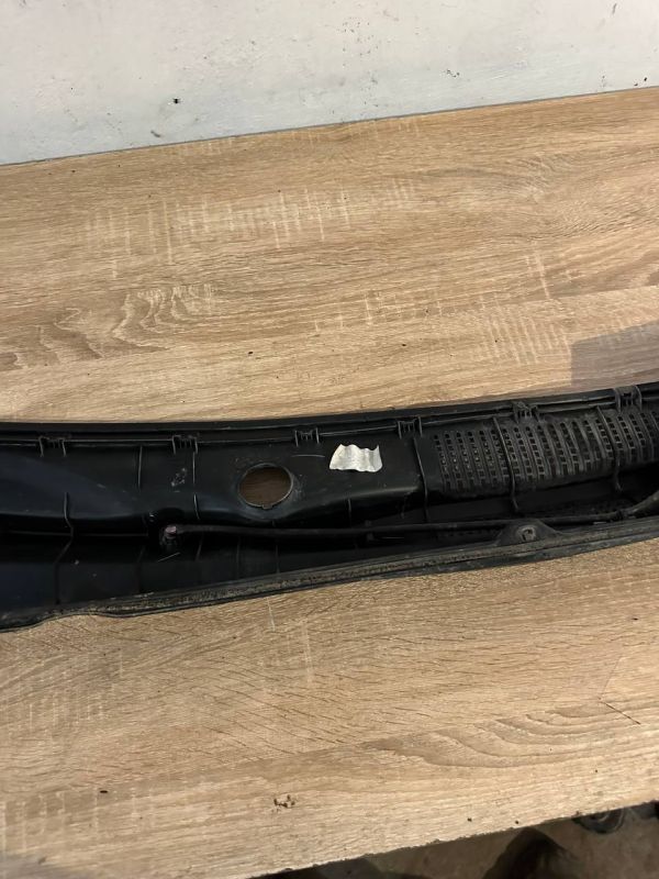 Накладка під лобове скло жабо 86151-3S010 Хюндай Соната Hyundai Sonata 6 VI YF 2.0 16V G4KH