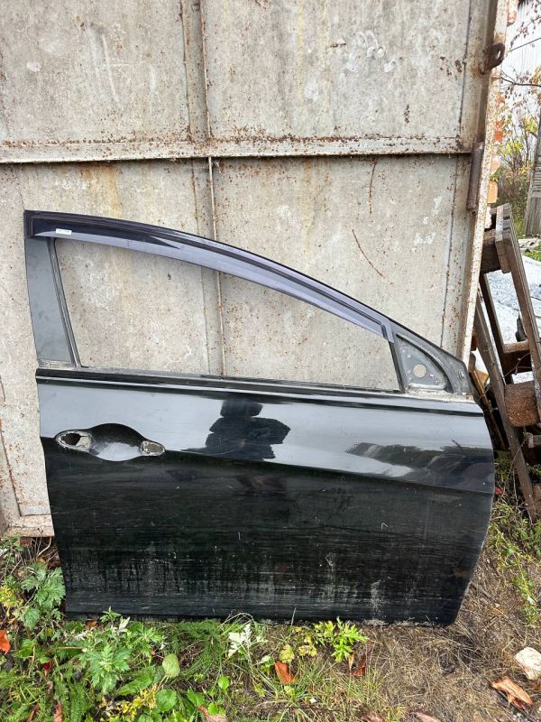 Дверка передня права Хюндай Соната Hyundai Sonata 6 VI YF 2.0 16V G4KH