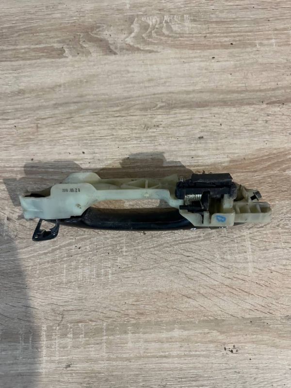 Ручка дверей зовнішня передня права 82651-3S210 Хюндай Соната Hyundai Sonata 6 VI YF 2.0 16V G4KH